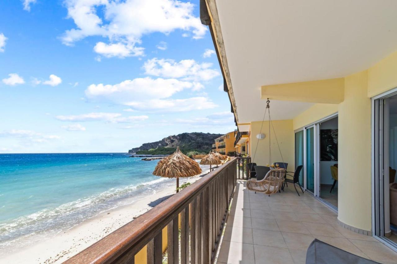 Mooi Appartement Met Adembenemend Uitzicht Op Zee Jan Thiel Bagian luar foto